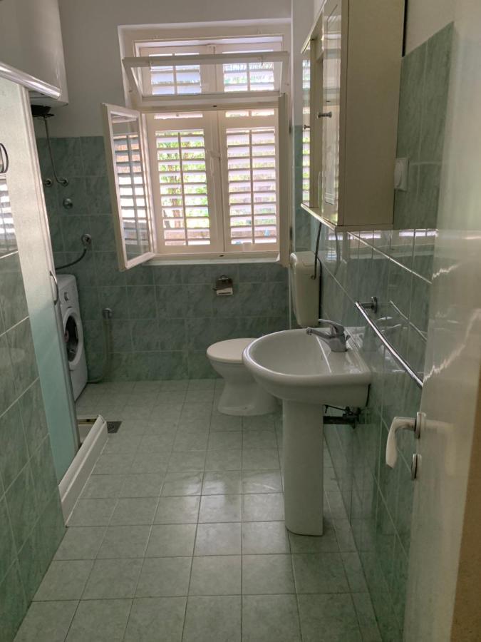 Anita Guest House Тиват Екстер'єр фото