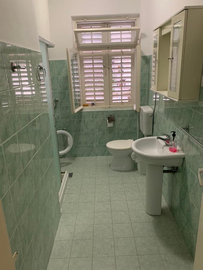Anita Guest House Тиват Екстер'єр фото