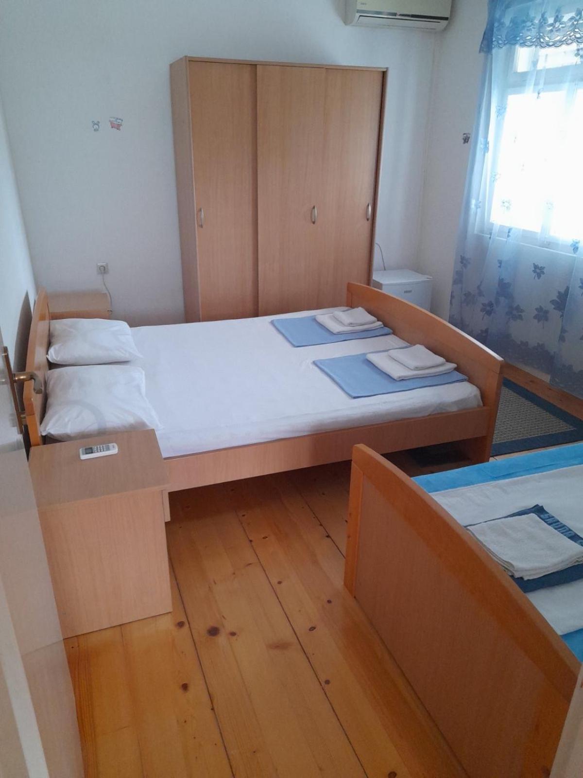 Anita Guest House Тиват Екстер'єр фото