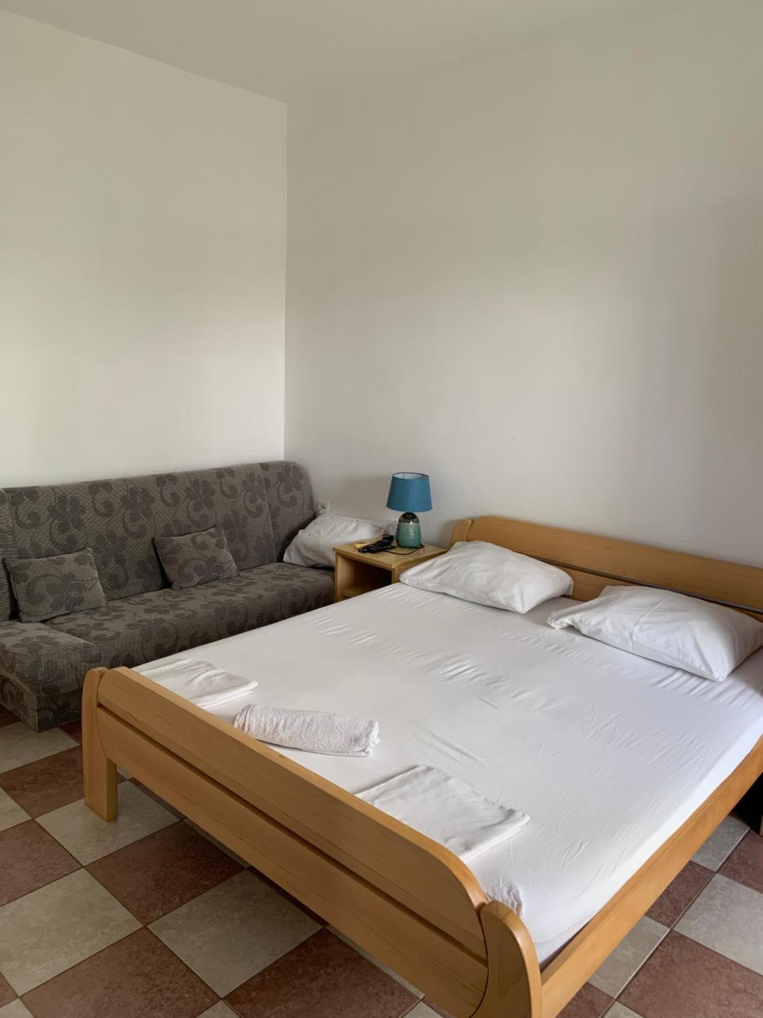 Anita Guest House Тиват Екстер'єр фото