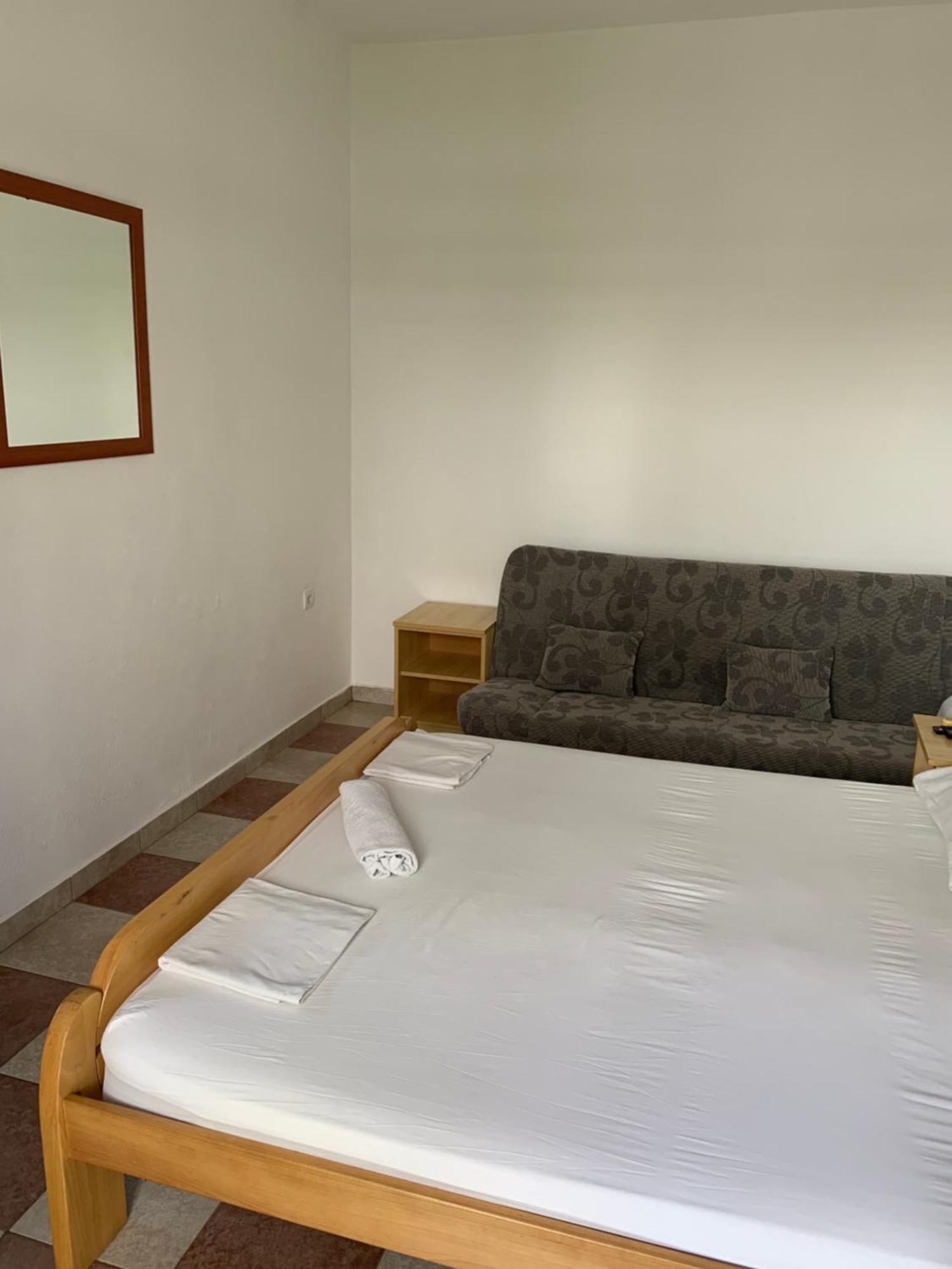 Anita Guest House Тиват Екстер'єр фото